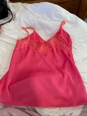 free the humanity lonny’s Women's Lace Trim V-Neck Cami Top - Pink